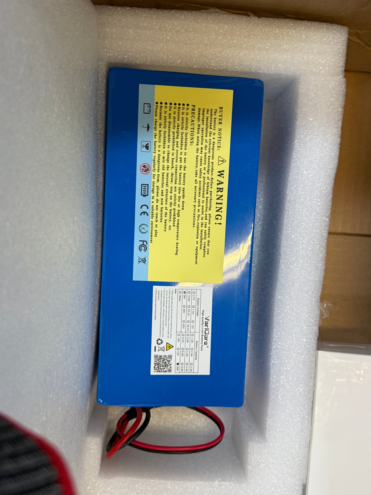 VariCore 36V 20Ah Li-Ion Akku Set mit 42V 2A Ladegerät XT60