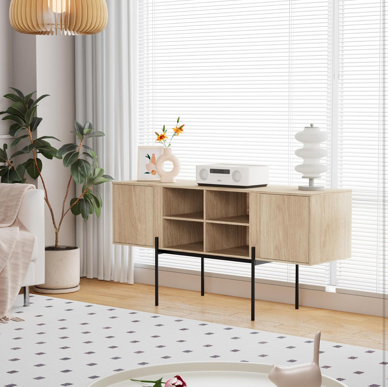 TV-Schrank 140 cm – Eichenoptik, Metallfüße, geeignet für Fernseher bis 65 Zoll – modernes Sideboard mit Türen und offenen Ablagen