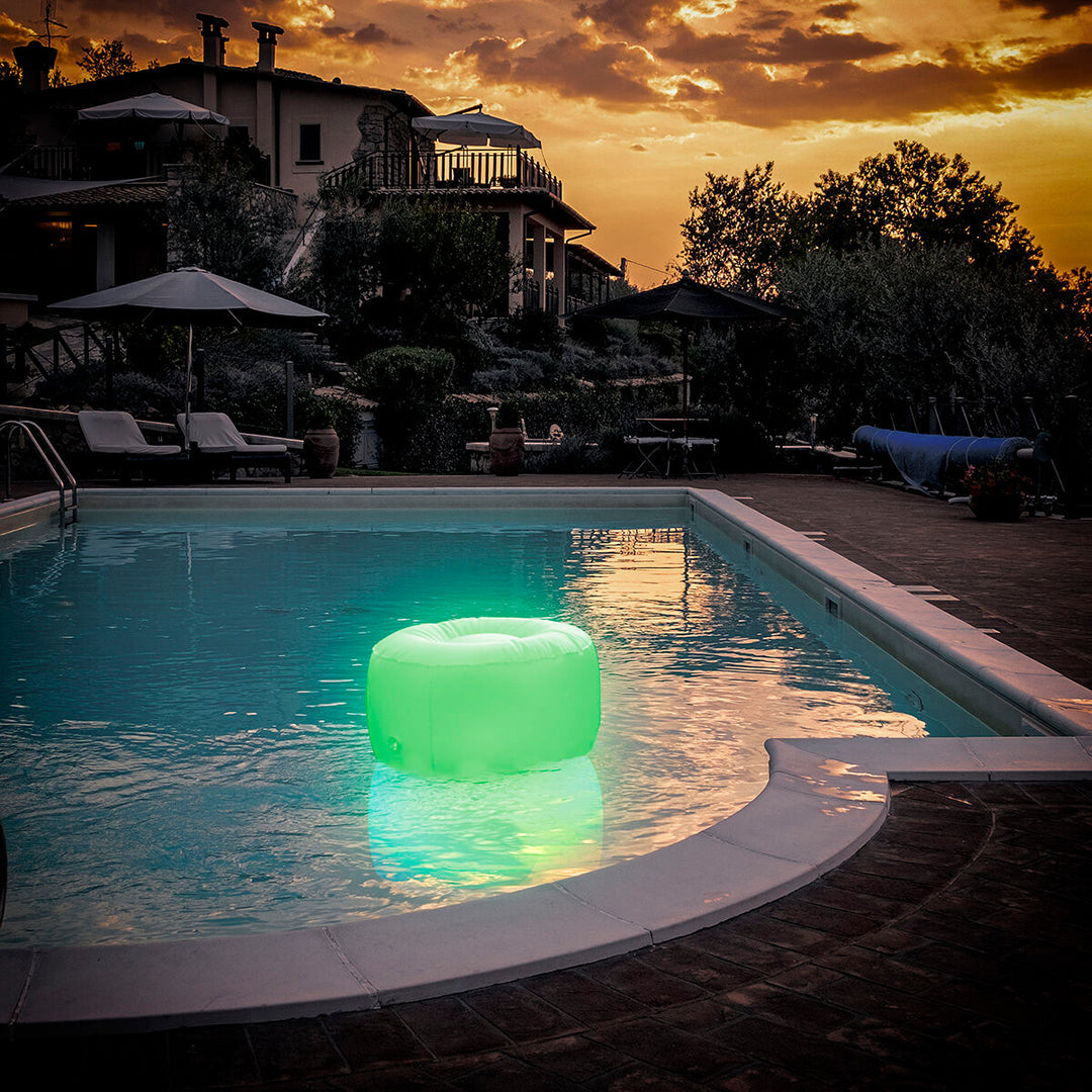 Aufblasbarer LED-Sessel + Schwimmender Pouf RGB Licht & Fernbedienung